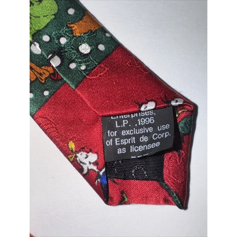Seuss Wear Necktie Mens OS Red Green Grinch Whoville Silk Vintage‎ 1997